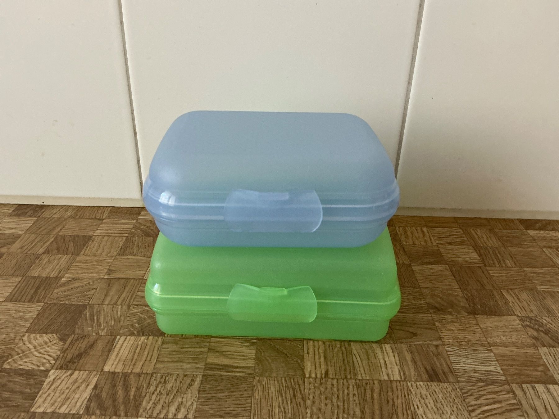 Tupperware Contenitori & Simili: Tupperware.  2 Lunchbox – Usato da Birmensdorf ZH venduto da Hilhan