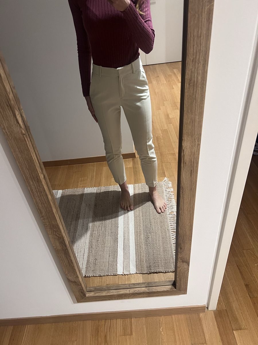 H&M Pantaloni: Size 34 H&M pants – Nuovo (secondo la descrizione) da Zurich venduto da amf_k7k2