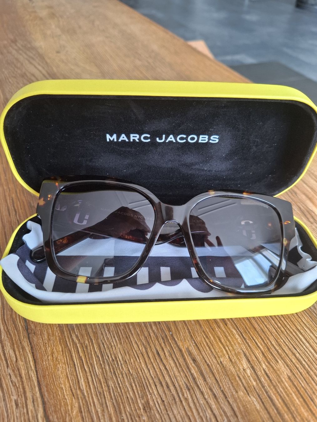 Marc Jacobs Occhiali & Lenti: Marc Jacobs Sonnenbrille – Usato da Lausen venduto da Devin-