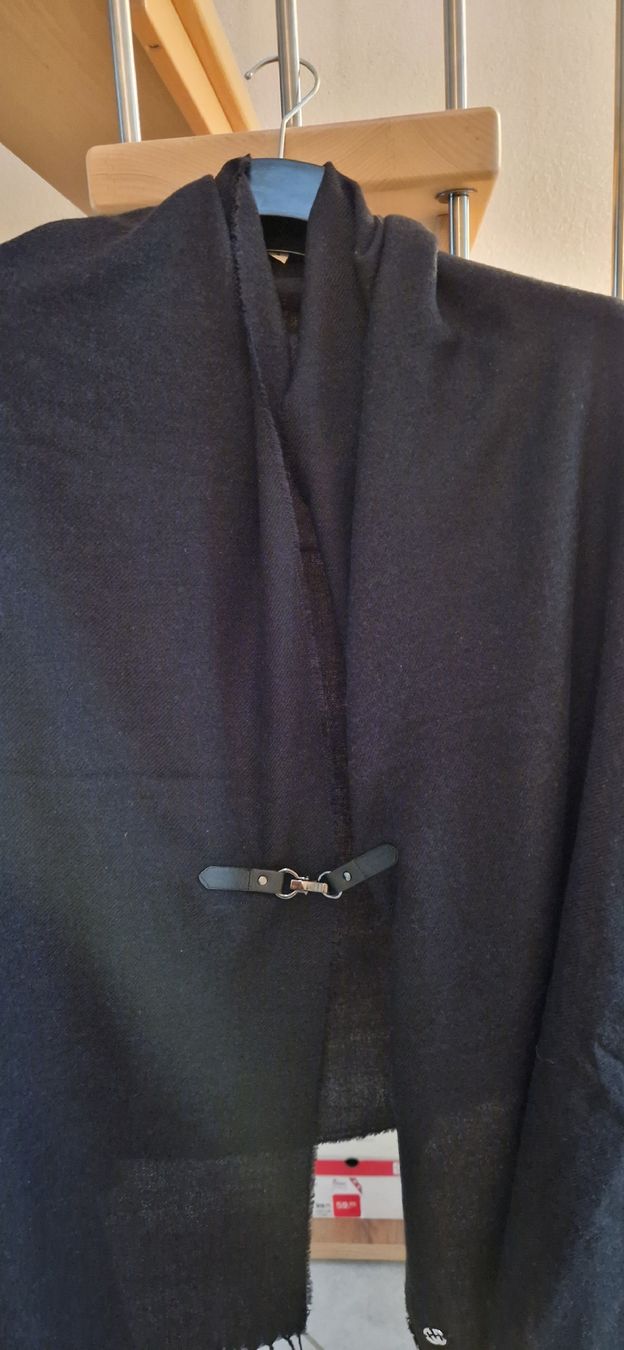 Gerry Weber Sonstige Damenmode: Cape von Gerry Weber – Neu (gemäss Beschreibung) aus Wiesendangen von Stregolina 1