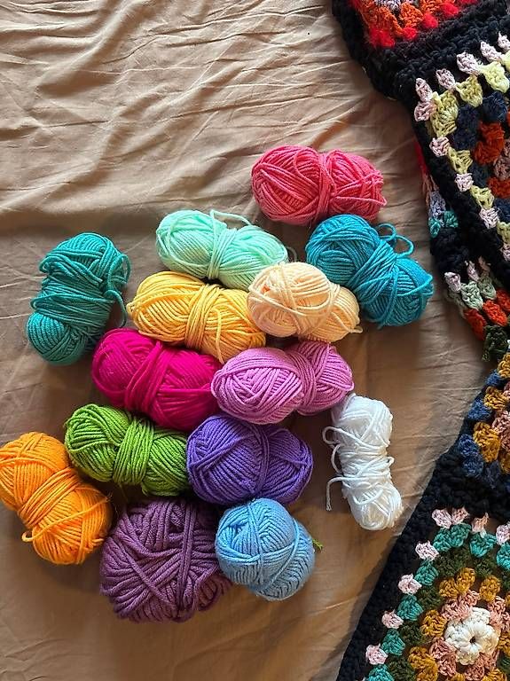 Revues & Magazines: Strickware/Häkeln – D'occasion à Bern par ann_gabrielle