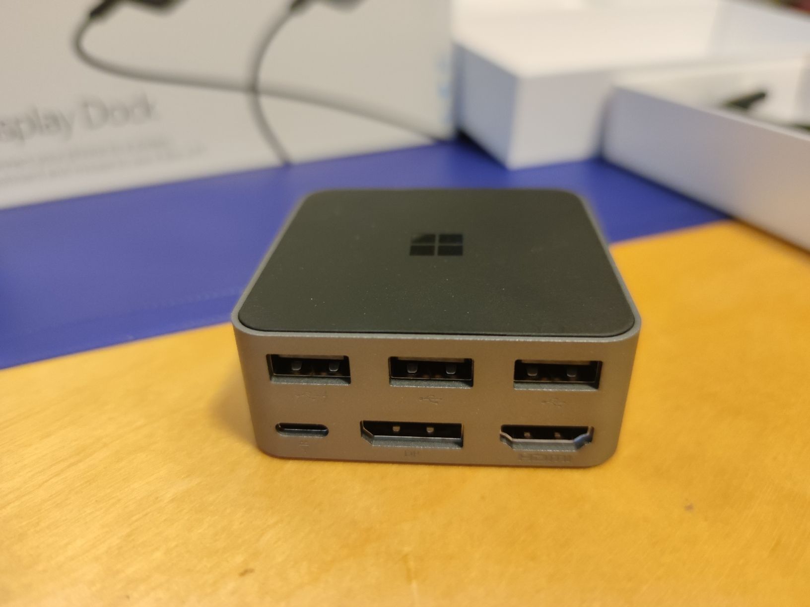 Microsoft Dockingstation: Microsoft Display Dock HD-500 – Gebraucht aus Untersiggenthal von  3