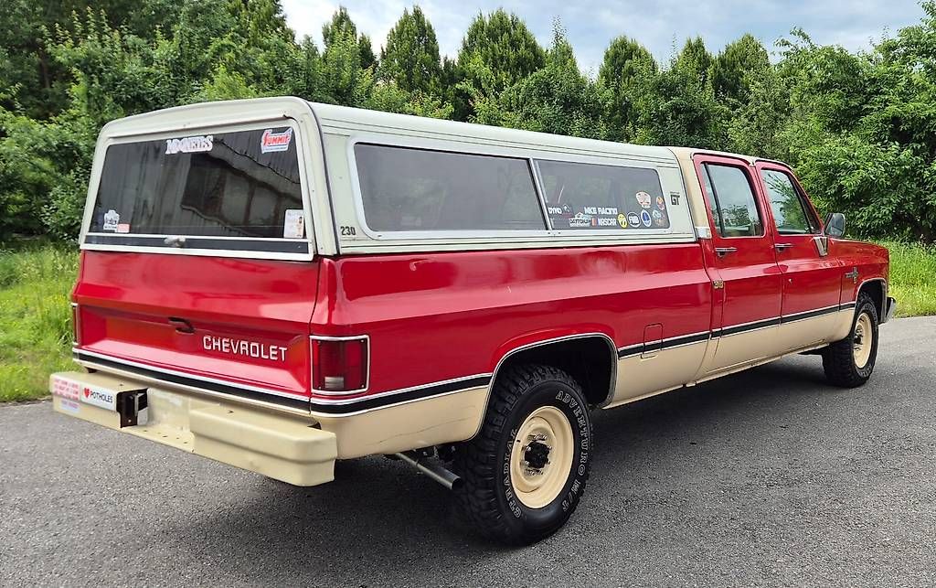 Automobili: 1984 Chevrolet C30 Scottsdale Crewcab – Usato da Widnau venduto da Chriga64 1
