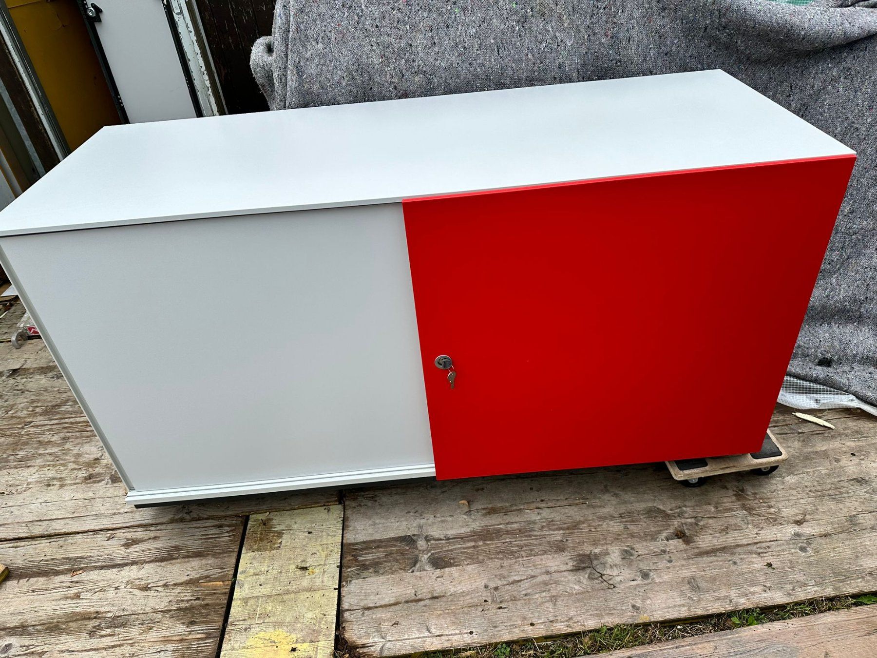 Schränke: Aktenschrank-Schiebetür-Office – Gebraucht aus Spreitenbach von Space_X 1