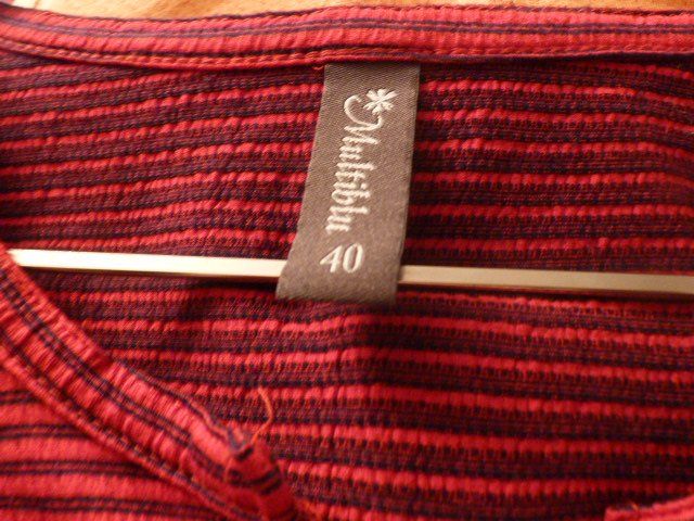 T-shirt: Shirt von Multiblu, Gr. 40, rot-blau – Usato da Nunningen venduto da Fashion-Ave51 3