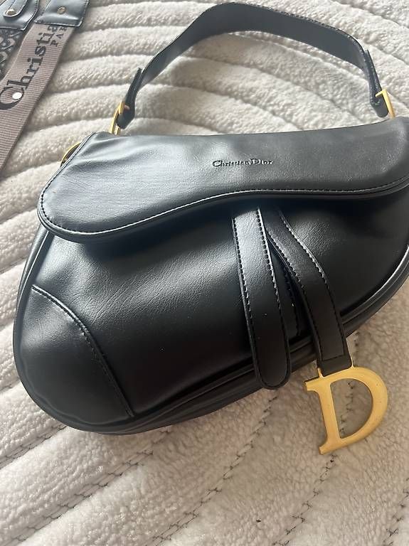 Taschen für Damen: CD Saddle Handtasche – Neu (gemäss Beschreibung) aus Weggis von su_sch 4