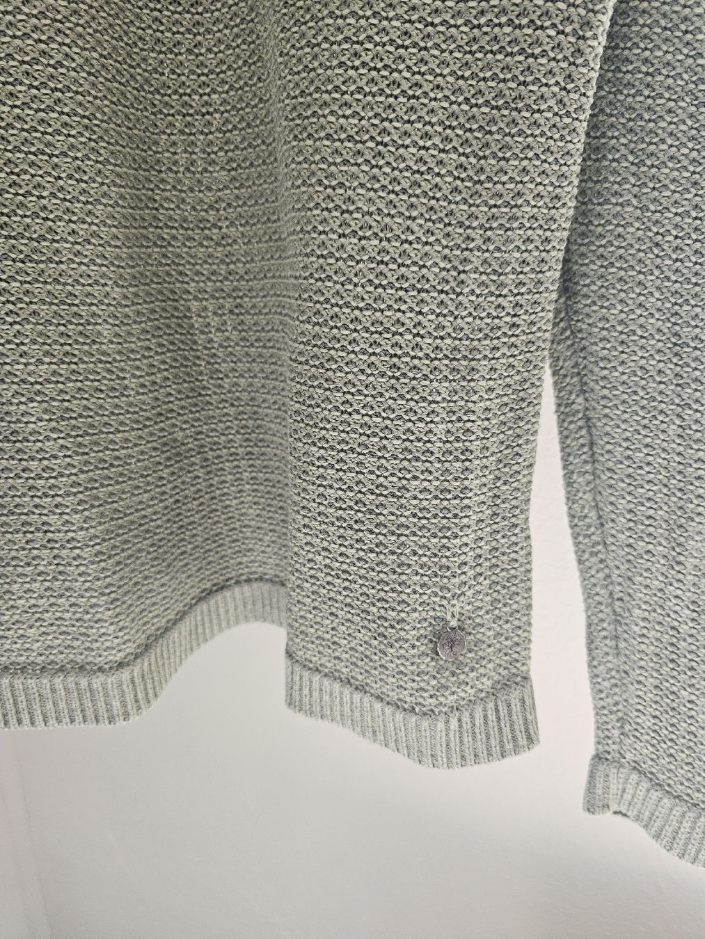 Pulls & Sweat-shirts: Pull  Taille 38 en maille vert clair – D'occasion à Sornetan par T.a333 1