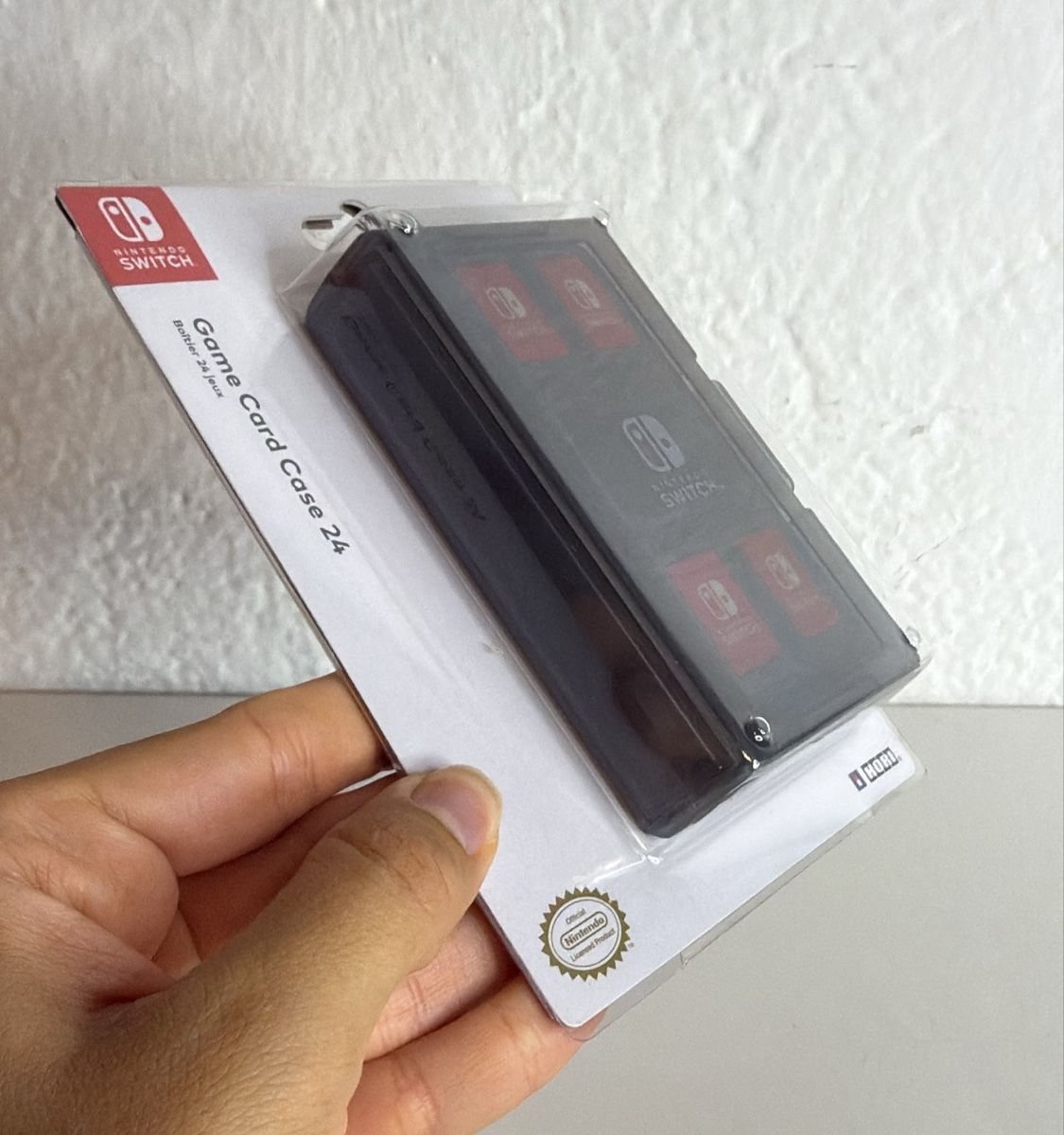 Nintendo Consoles: Nintendo Switch Game Card Case 24 Storage Holder - BRAND NEW – Neuf avec emballage d'origine à Ehrendingen par bubulence 1
