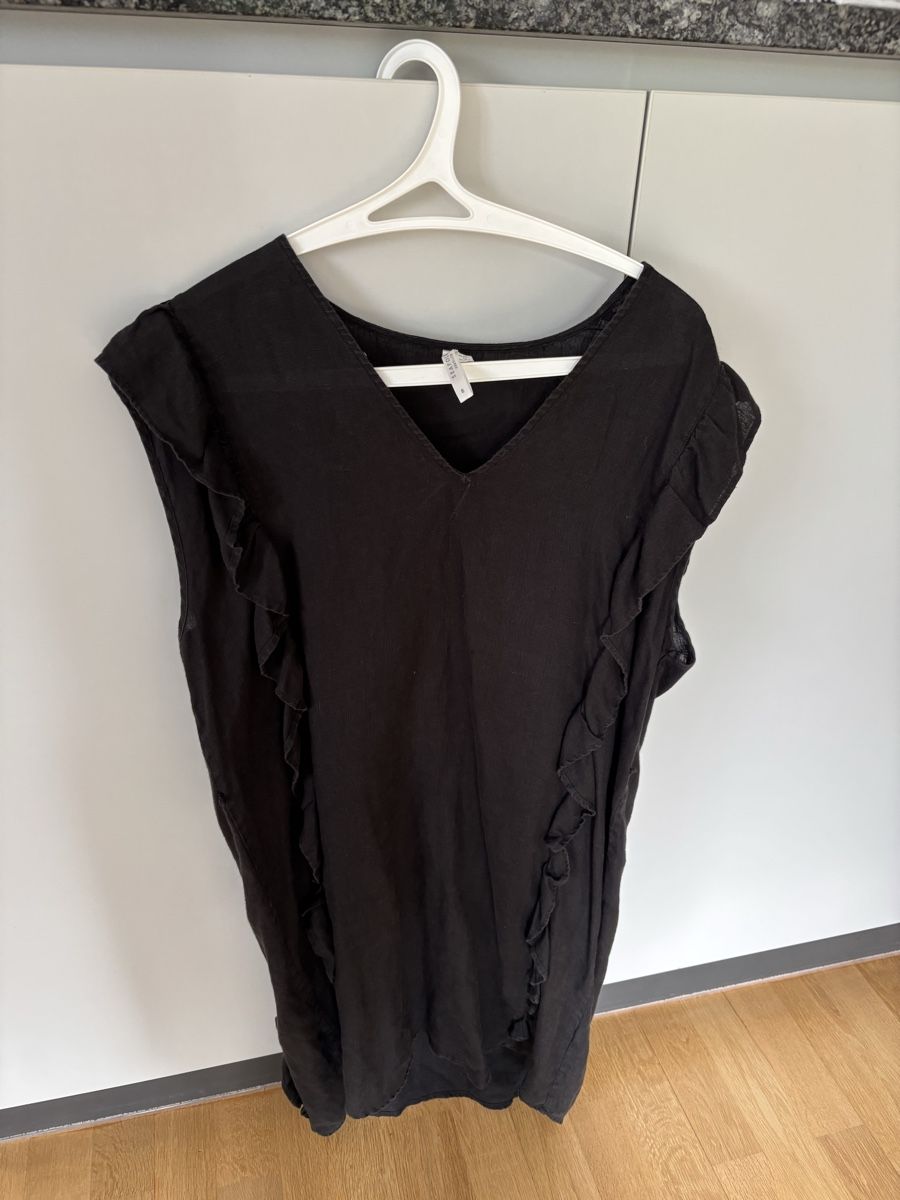 Seafolly Kleider: Seafolly Kleid S schwarz 100% Linen – Gebraucht aus Fribourg von dafral