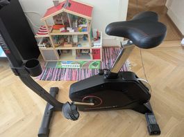 Vélo dappartement HAMMER Cardio Motion BT  Très bon état