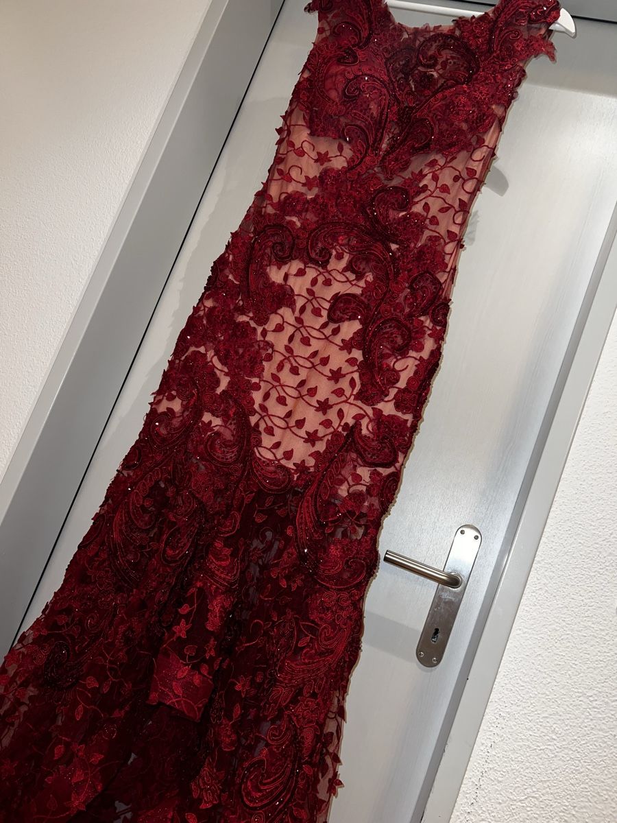Vestiti: dunkelrotes Spitzenkleid Abendkleid – Usato da Spreitenbach venduto da limi223 4