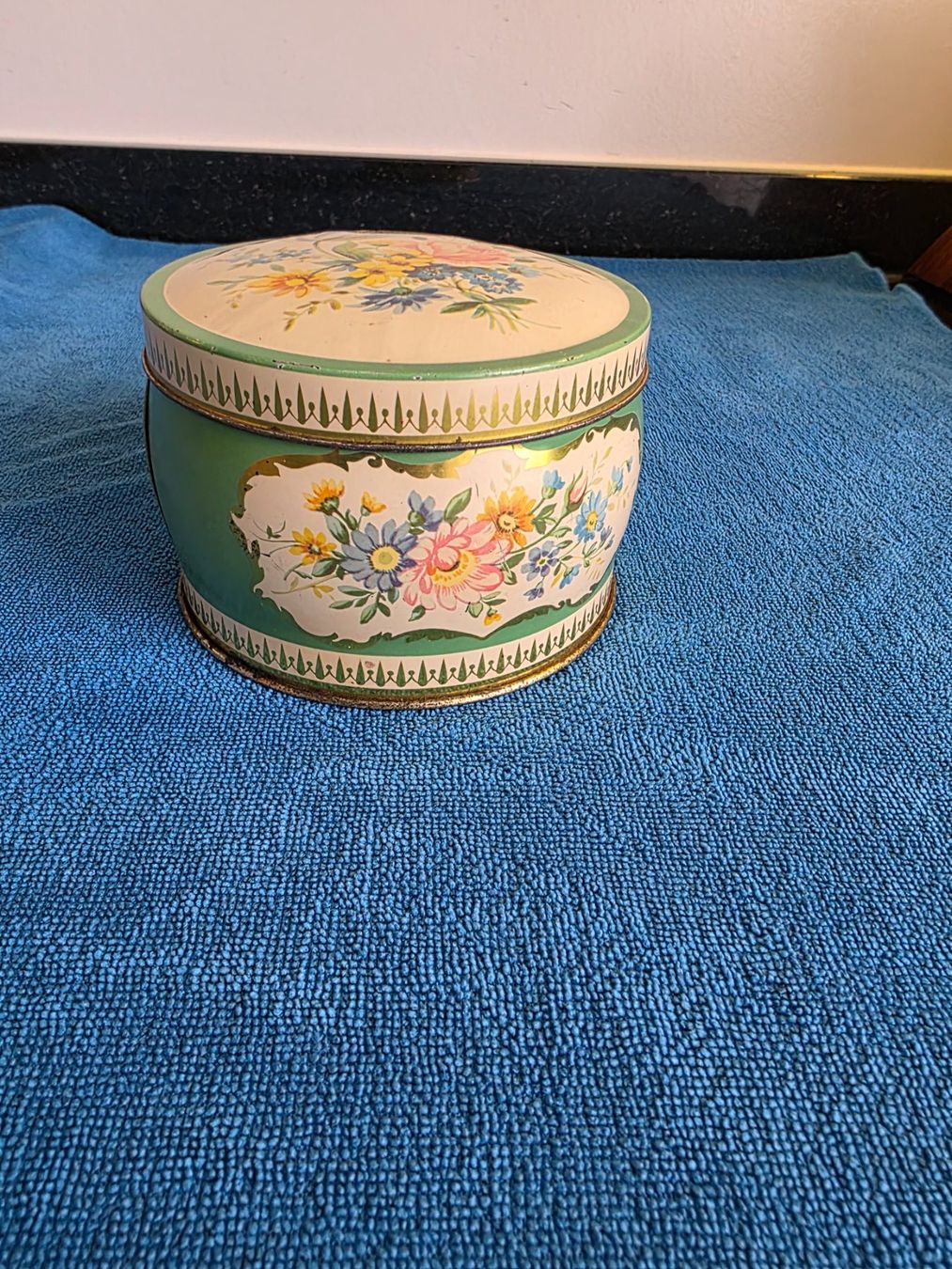 Contenitori & Simili: Vintage Blechdose mit Blumenmuster – Usato da Villmergen venduto da stier74 4