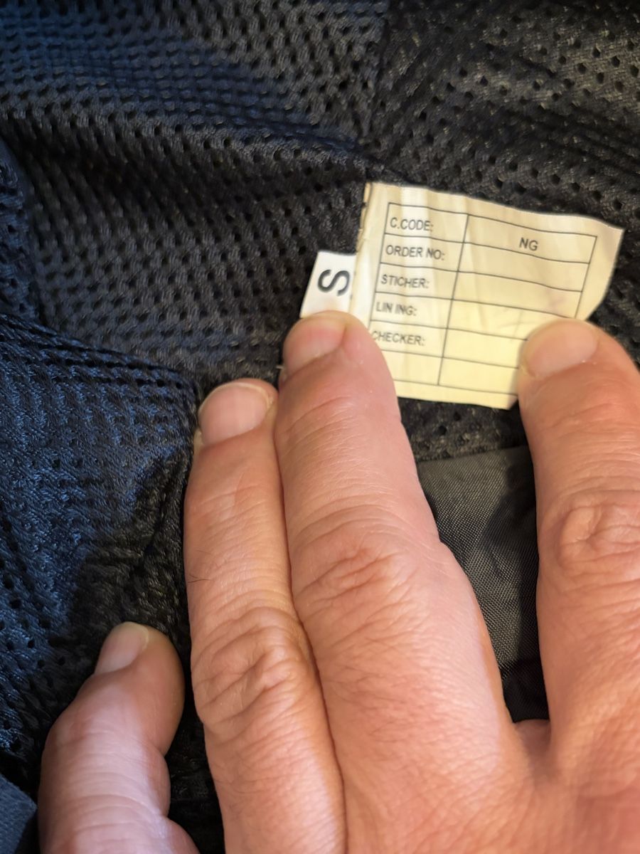 Hosen: DR Racing Motorcycle Trousers – Gebraucht aus Pully von jaguarul 2