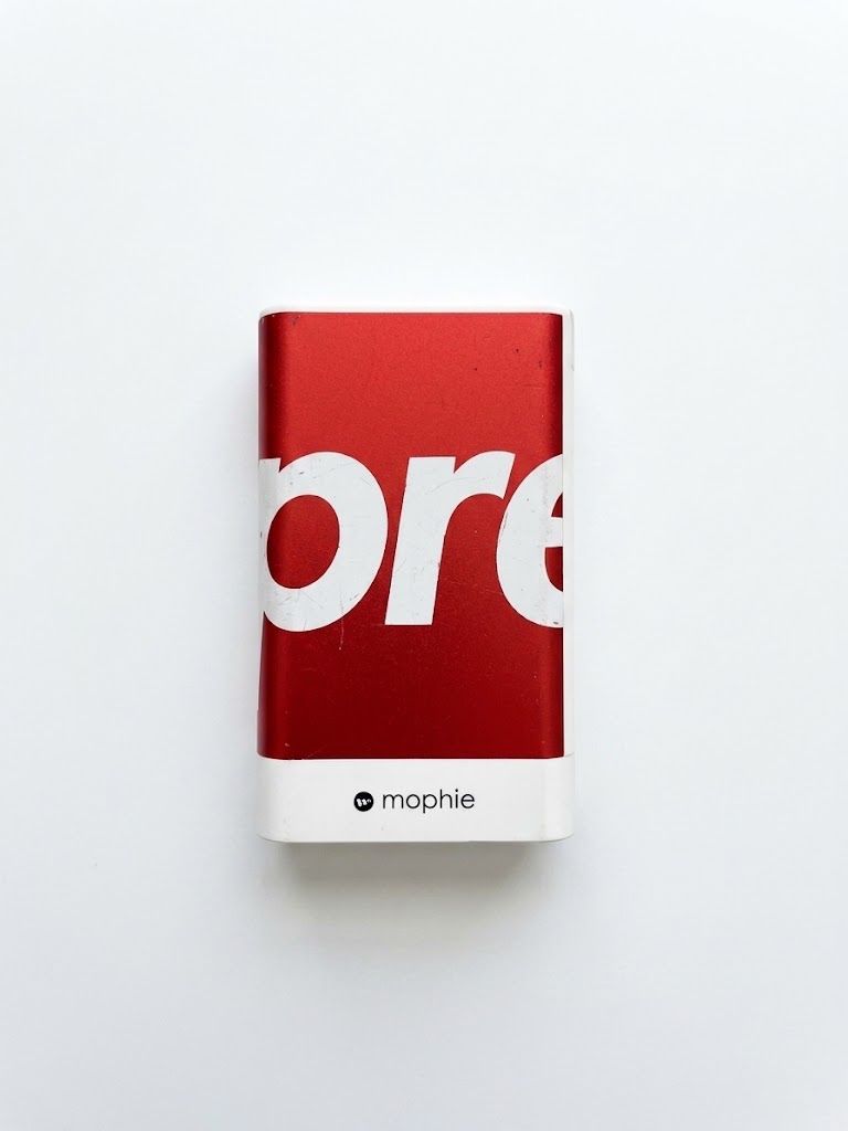 Mophie Caricabatterie: Supreme Powerbank – Usato da Baden venduto da cam_bk6k 1