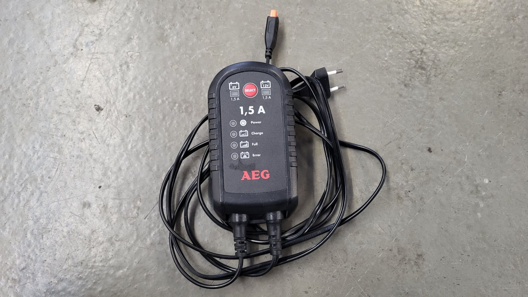 Caricabatterie: Motorrad Batterie Ladegerät AEG LM 1.5 – Usato da Tägerschen venduto da Moto-Welt-Parts