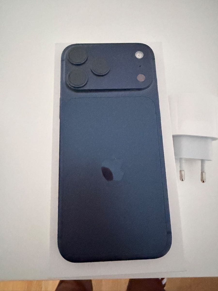 Apple Handys / Smartphones: iPhone 17 Pro Max 512 GB  – Neu (gemäss Beschreibung) aus Greifensee von qen_p9zj 1