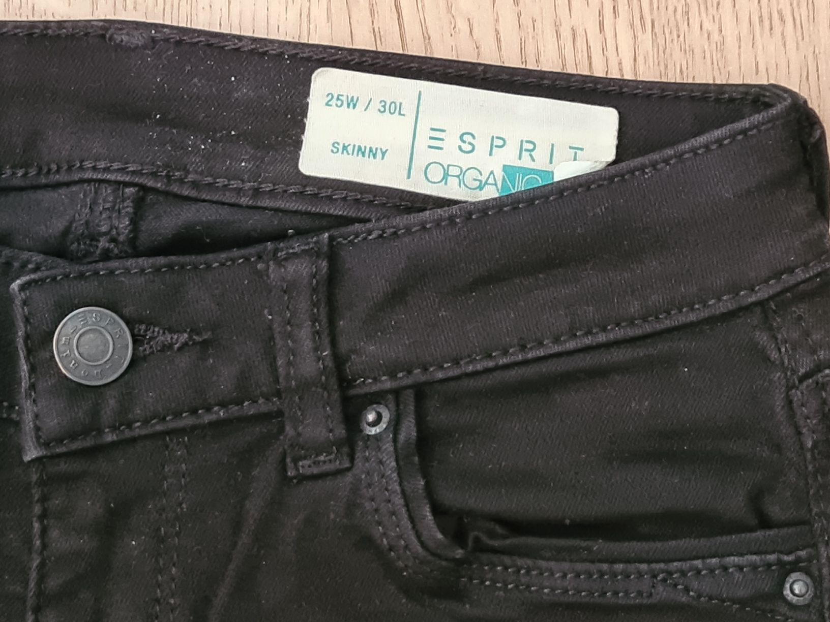 Esprit Jeans: SPRIT JEANS  Gr. S  Schwarz – Usato da Steinen venduto da turbogeiss99 1