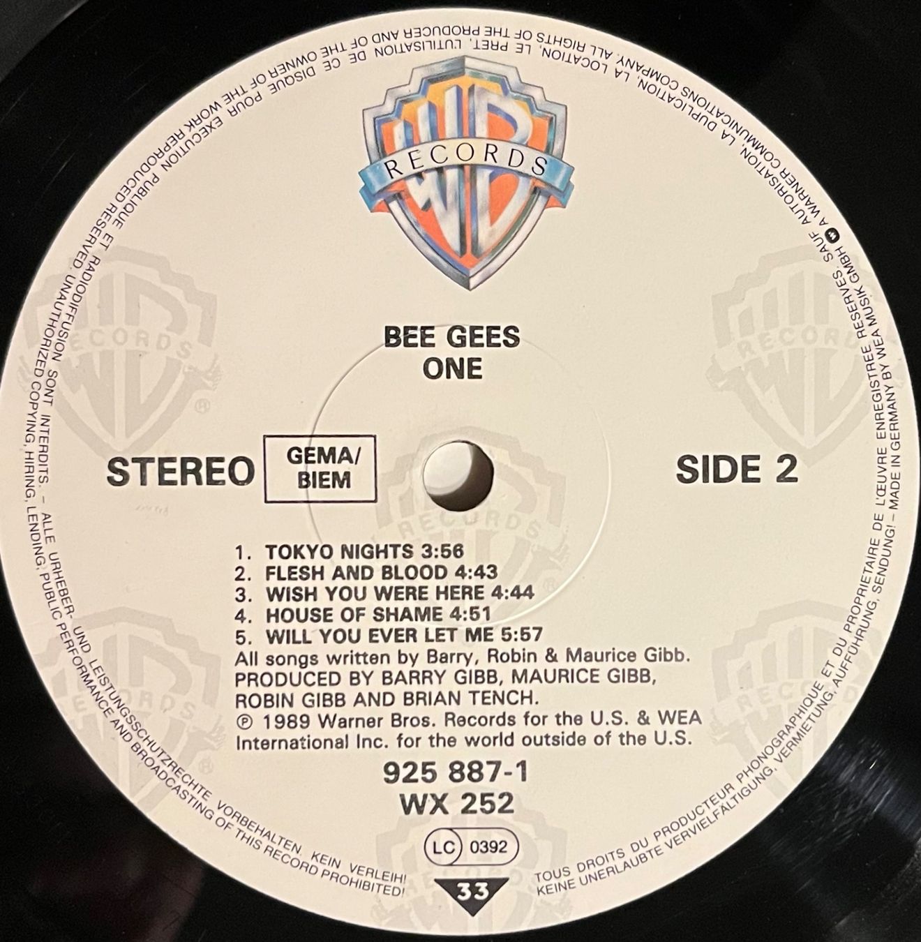 Dischi in vinile: BEE GEES - ONE - 33 Tours – Usato da Bussigny venduto da vinyl-pas-cher 3