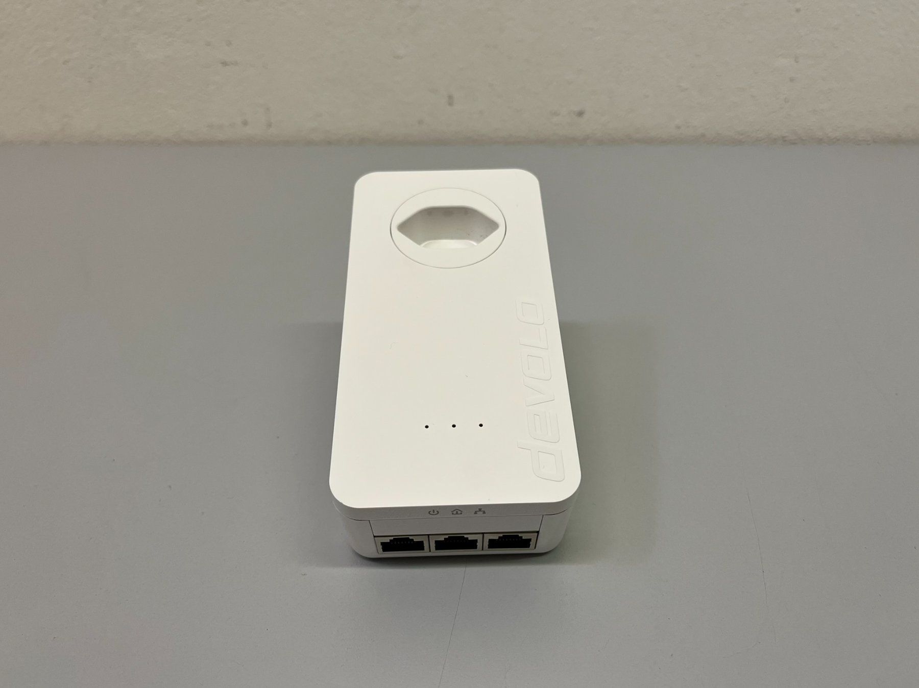 Devolo Laufwerke & Adapter: Devolo dLAN 650 triple+ – Gebraucht aus Hochdorf von av-electronics 1