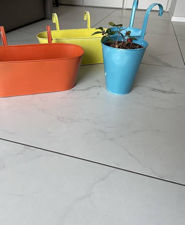 Jouets: Portafiori balcone  – D'occasion à Locarno par ste_8rjr 1