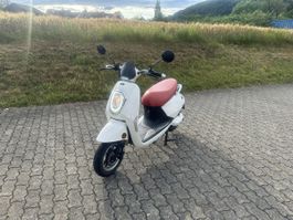 E-Scooter Roller Motorroller 45km/h