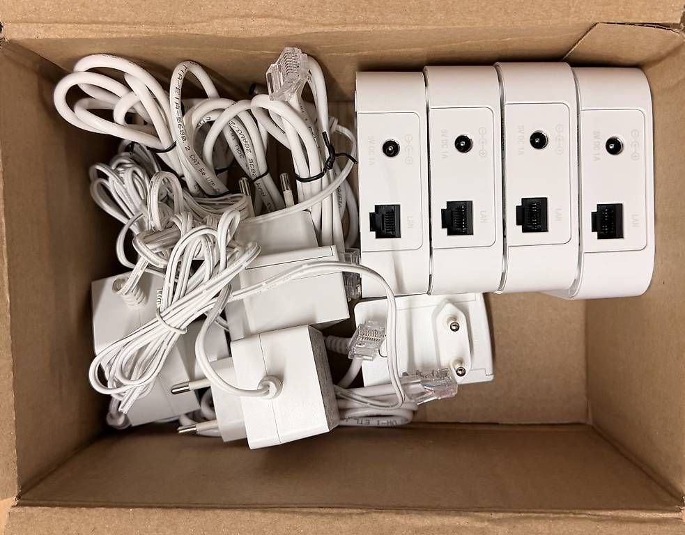 Philips Sistema di controllo: 3x Hue Bridge – Usato da Wahlen b. Laufen venduto da zottelhans 2