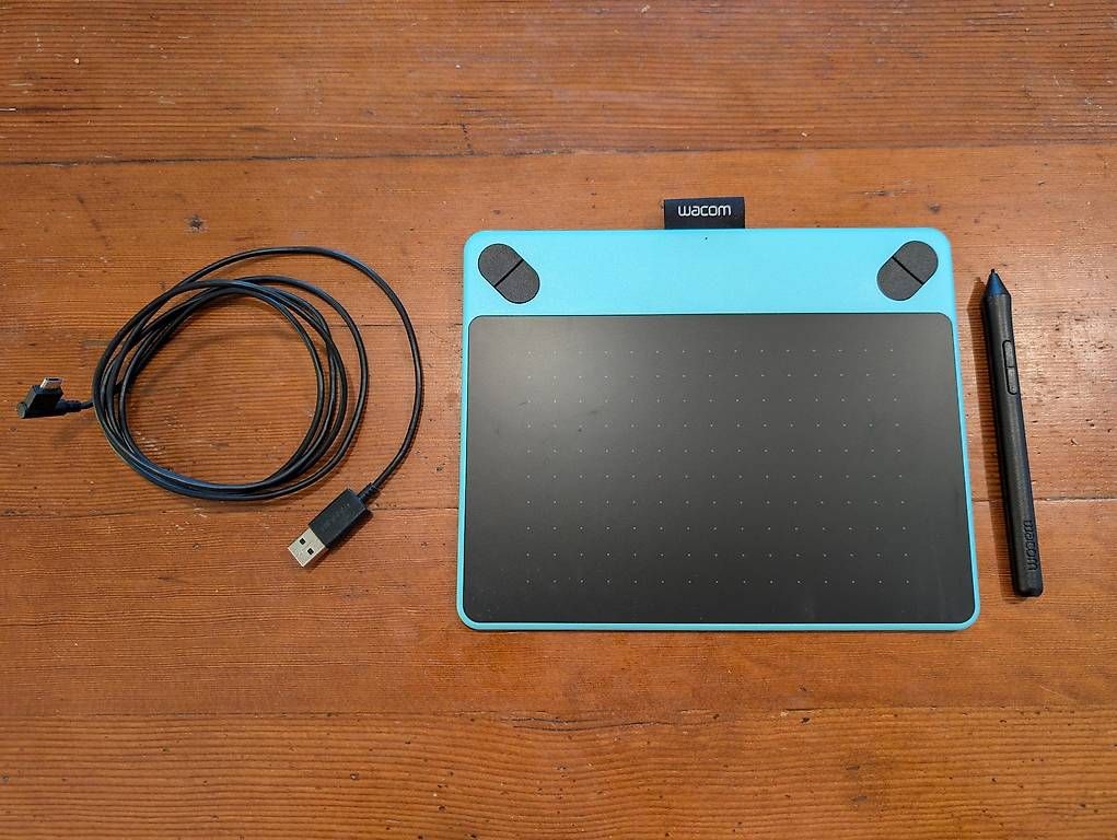 Wacom Tablet PC: Wacom Intuos inkl. Draw Pen Small – Gebraucht aus Bern von zimmj86