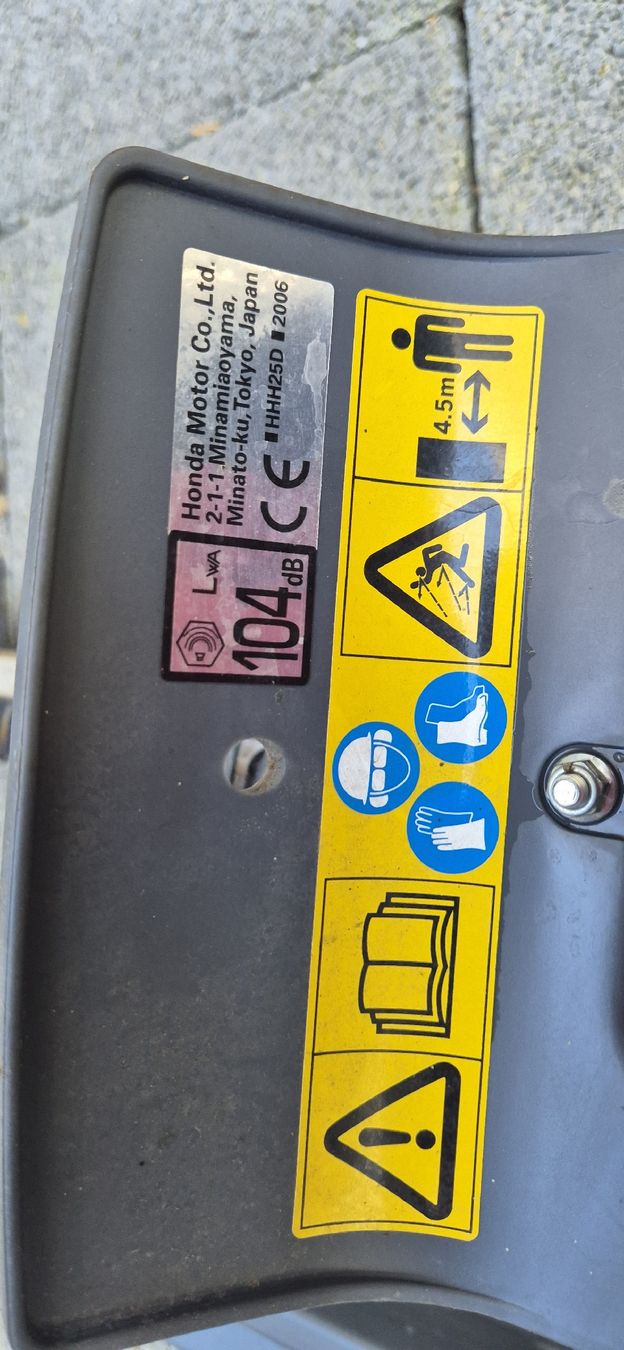 Honda Tutte le macchine: HONDA HHH25D Heckenschere – Usato da Grenchen venduto da Heja1604 4