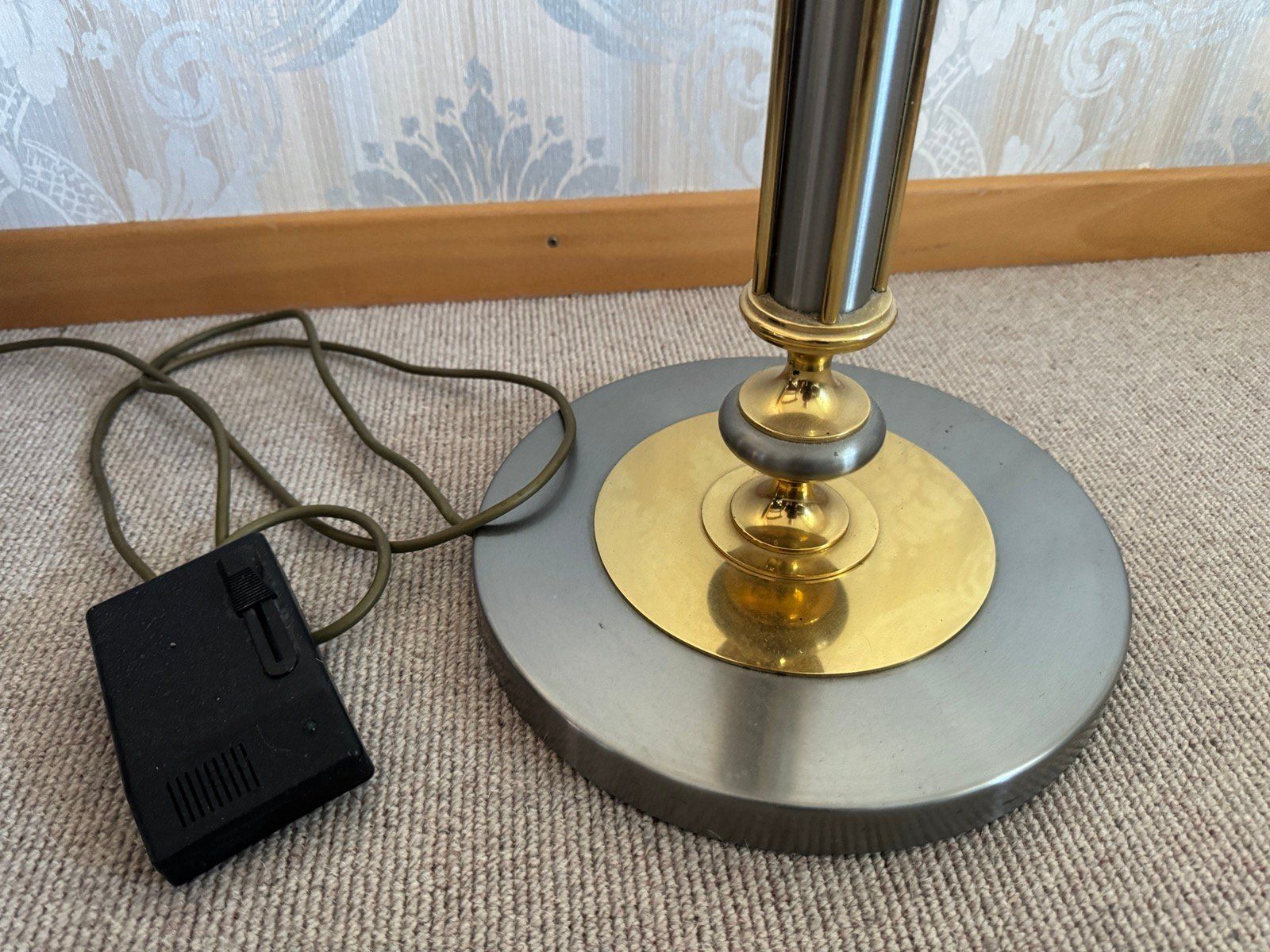 Lampade: Ständerlampe – Usato da Zürich venduto da Trickinicki 1