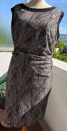 Elegantes Cocktailkleid Gr. 16 US– perfekt für den Sommer ☀️