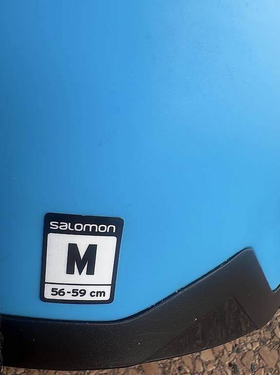 Caschi: Casco da sci  – Usato da Cadempino venduto da rin_j5yh 1