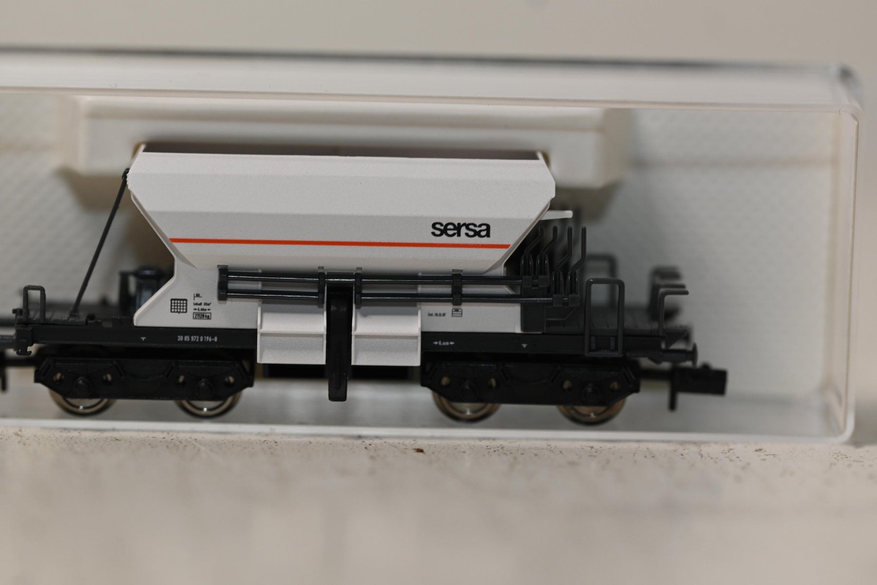 Fleischmann Modelleisenbahnen: Sersa Güterwagen Fleischmann Spur N mit OVP – Neu (gemäss Beschreibung) aus Laupen ZH von Zmoewe 2