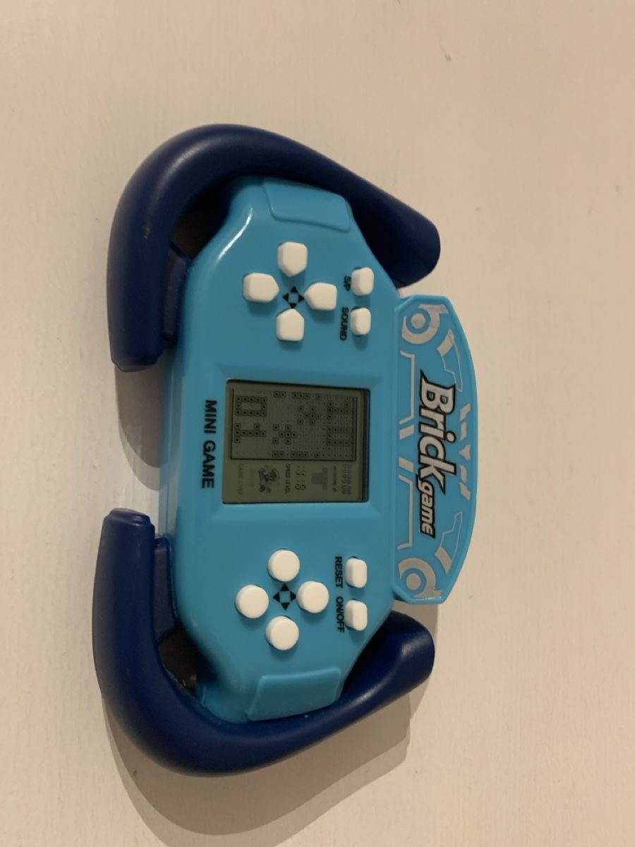Spiele: Brickgame Mini Game Konsole blau neuwertig. – Neu (gemäss Beschreibung) aus Langenthal von reg_8by5 2