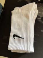 Nike Socken weiss Grösse 40-42 Zustand neu
