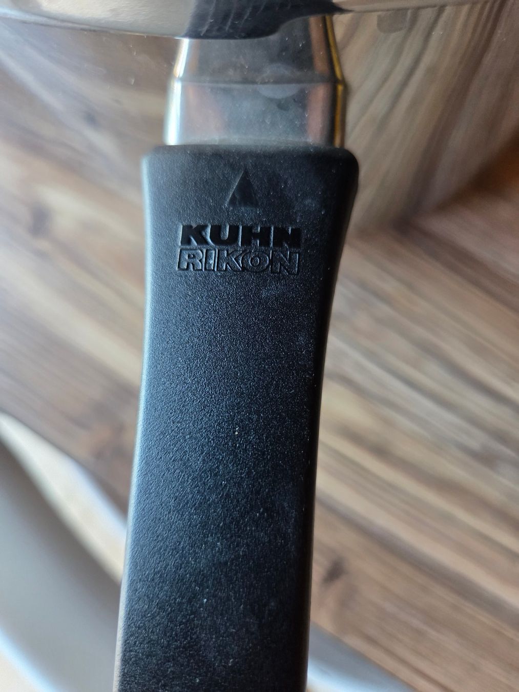 Kuhn Pentole: Autocuiseur DUROMATIC 5L bon état – Usato da Lausanne 26 venduto da VulkainGE 5