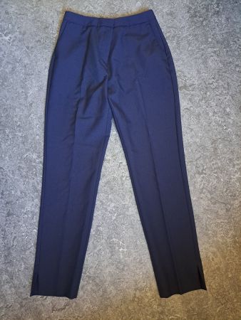 Nachtblaue Hose Gr. 36