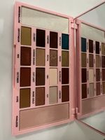 Makeup Revolution XOXO Eyeshadow & Highlighter Palette