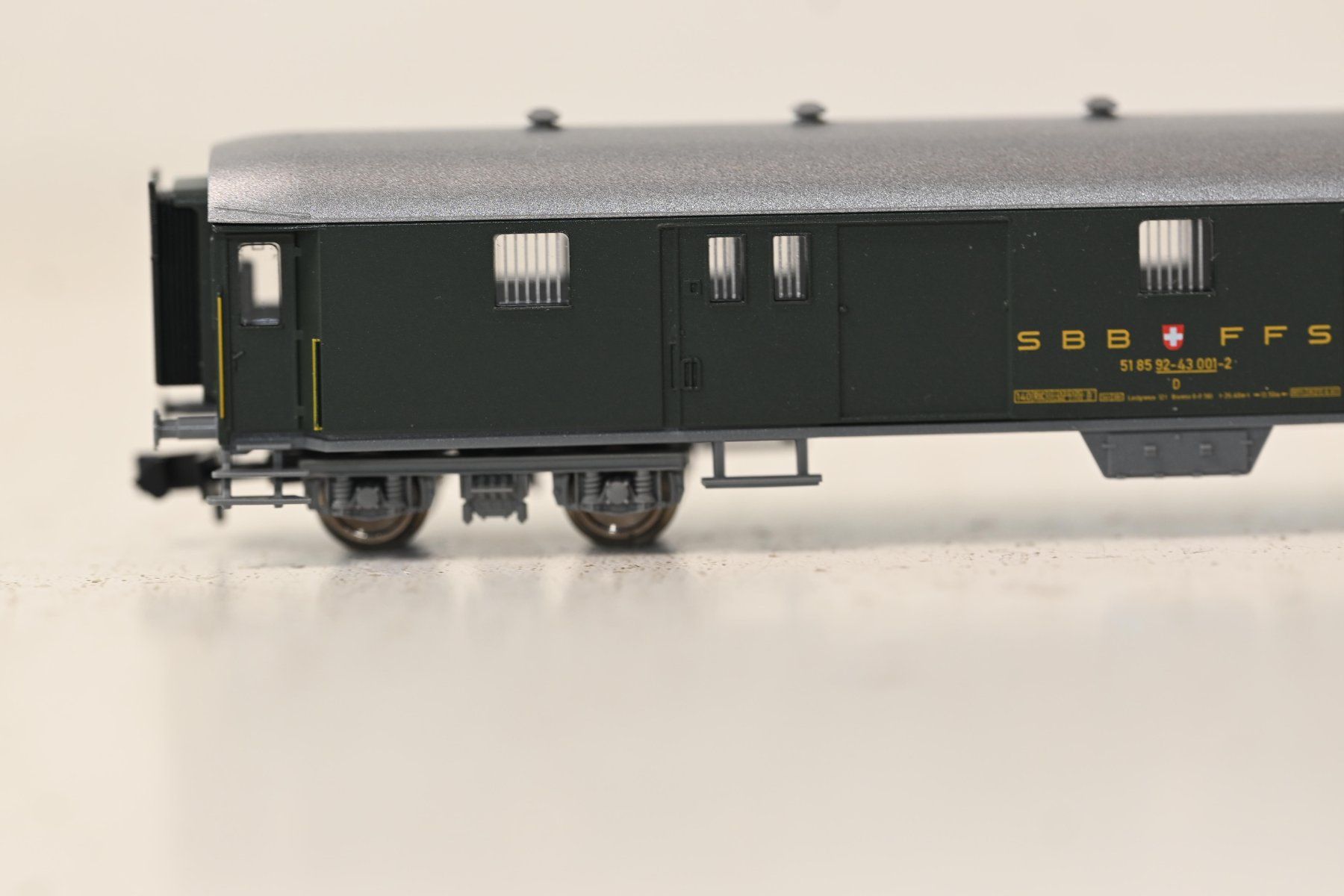 Fleischmann Modellini di ferrovie: SBB Gepäckwagen Fleischmann Spur N mit OVP – Usato da Laupen ZH venduto da Zmoewe 1