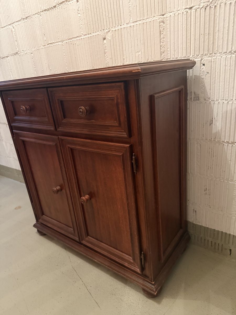 Credenze: Vintage Cherry Wood Cabinet - Great Condition – Usato da Schaffhausen venduto da TesnoStudio 2