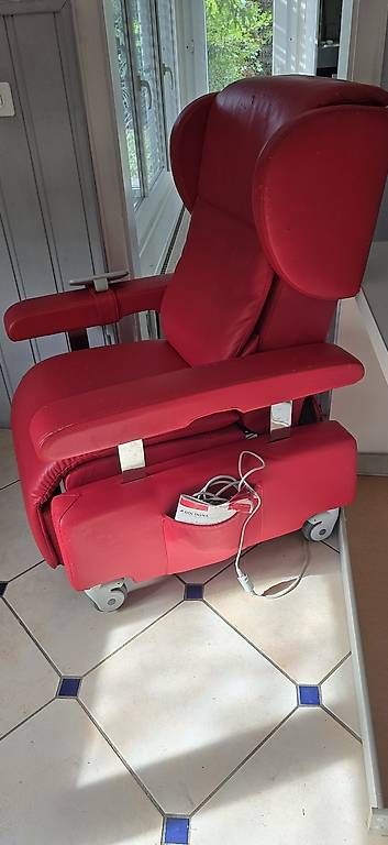 Kosmetik-& Massageliegen: Fauteuil médical – Gebraucht aus Lausanne von issaluca 3