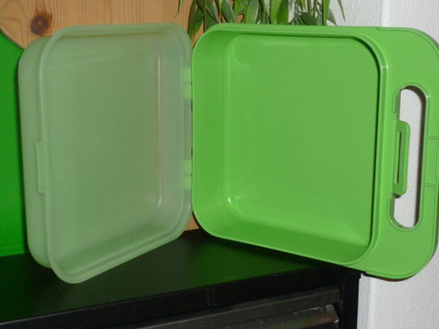 Tupperware Contenitori & Simili: TUPPERWARE – Usato da St.Gallen venduto da Anso 2