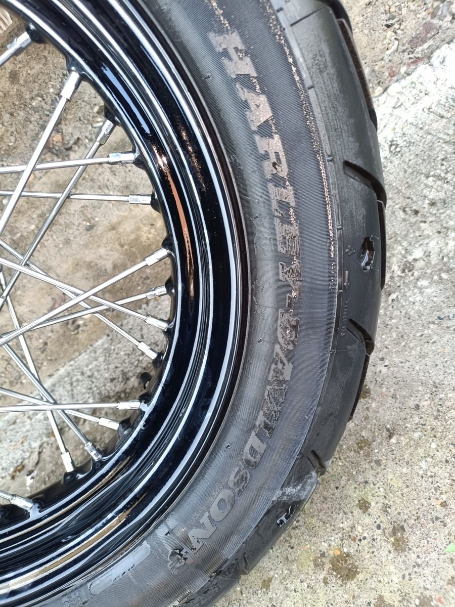 Harley-Davidson Cerchioni: Hinterrad Harley Davidson – Usato da Tuggen venduto da Angel1604 2