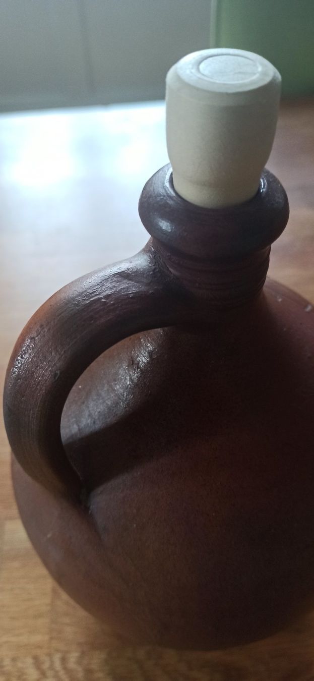 Bottiglie: alte Tonflasche – Usato da Luzern venduto da Hherger