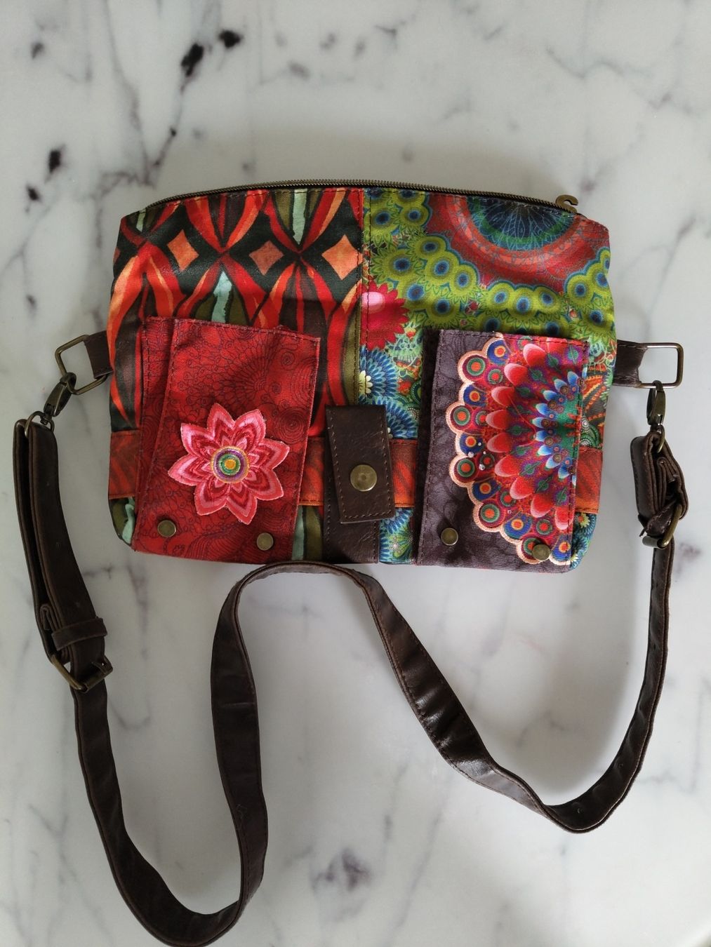 Taschen für Damen: Tasche multicolour guter Zustand – Gebraucht aus Reinach ag von Wildschwein_Braten 1