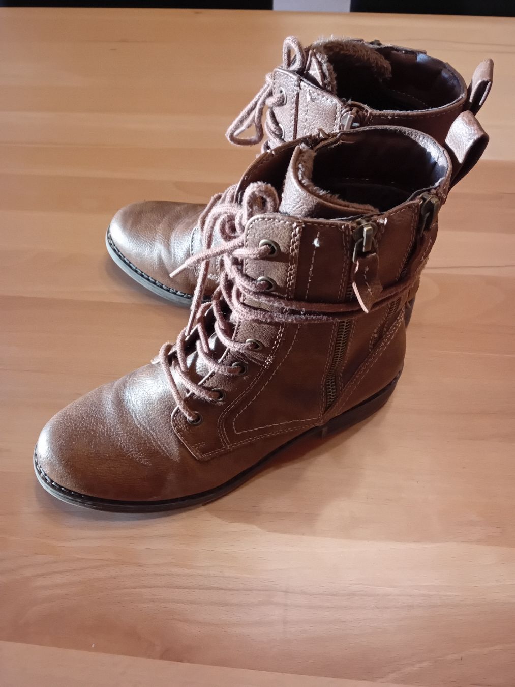 Damenschuhe: Winterstiefel – Gebraucht aus Krauchthal von Nati_H 1