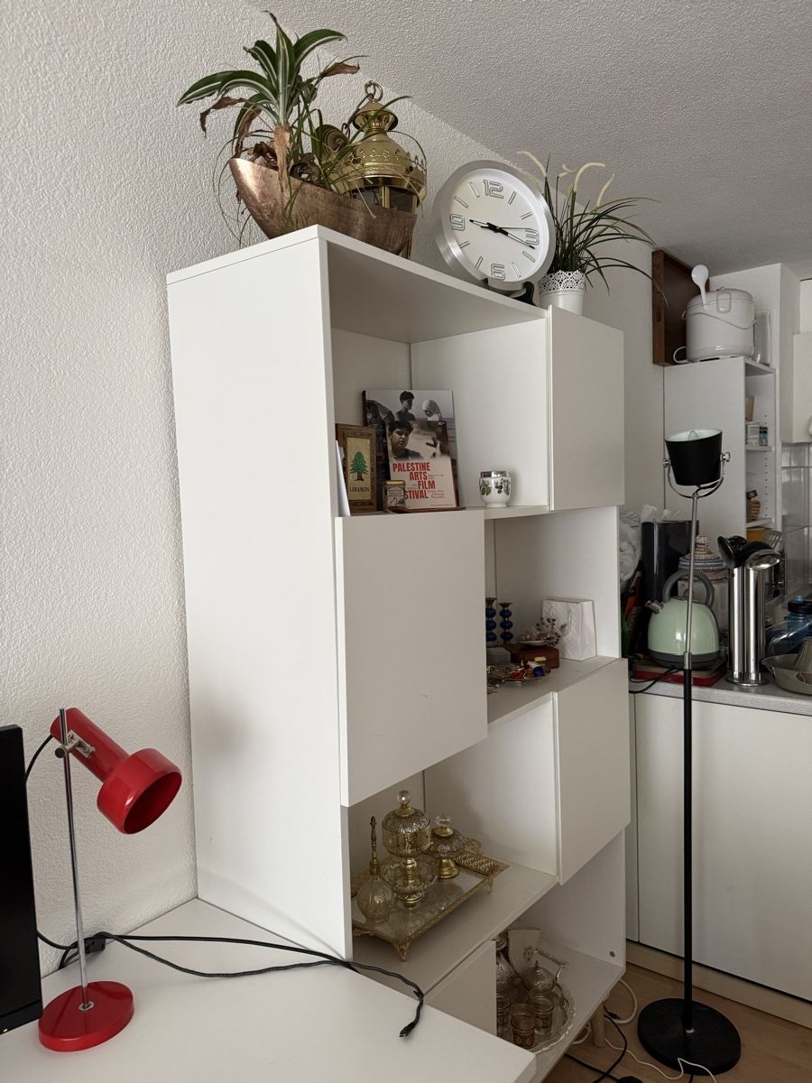 Scaffali: Regal weiss Holzbeine gebraucht – Usato da Zürich venduto da ayadiab 1