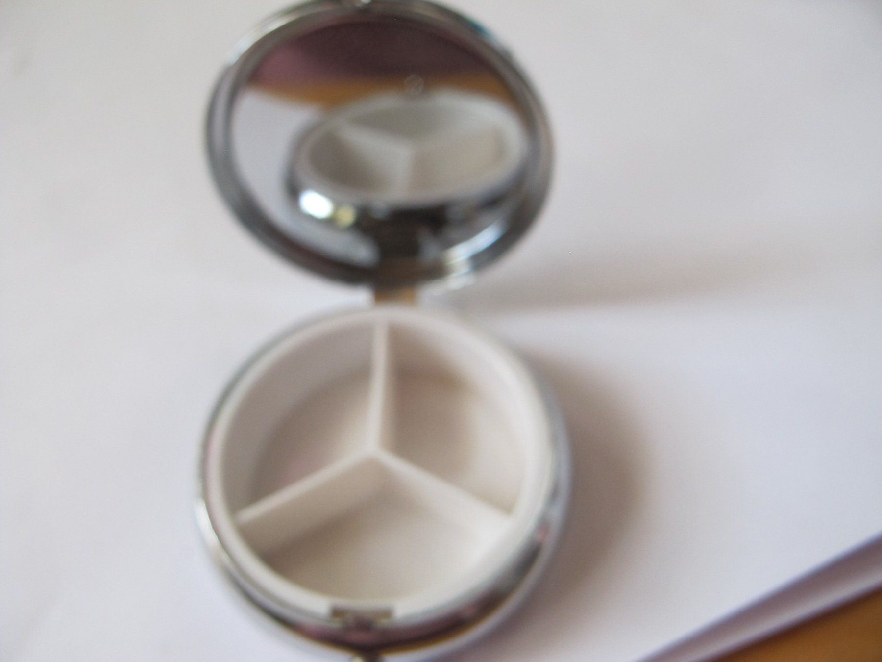 Autres soins & cosmétiques: Pillendose Pillenbox neu – Neuf (Voir description) à Löhningen par Chimae67 5