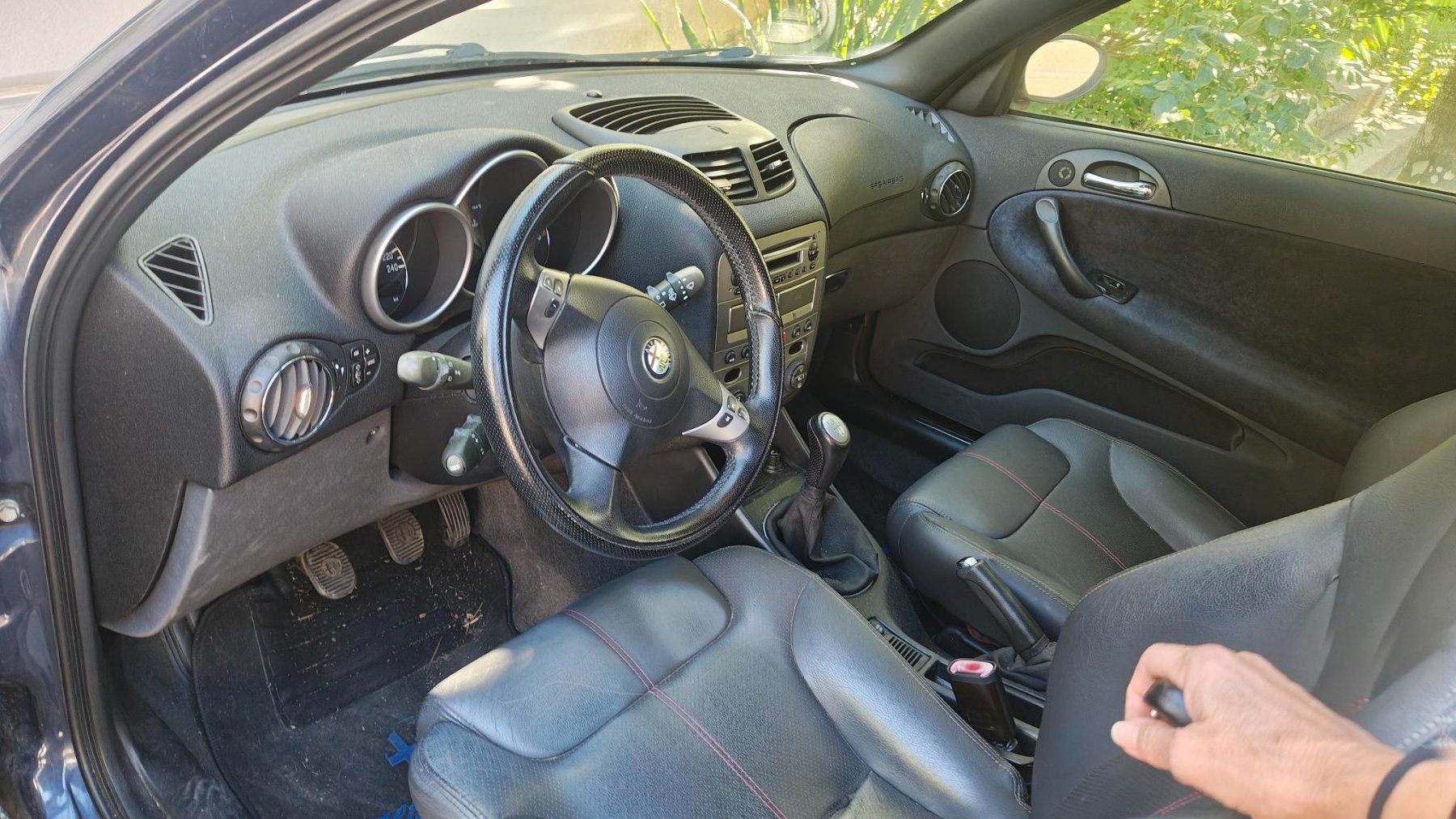 Alfa Romeo Autos: Alfa Romeo 147 2.0 TS 16V – D'occasion à Ennetbaden par newhorizon 5