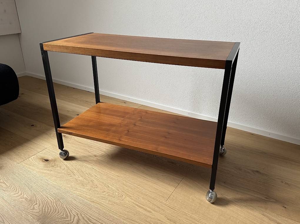 Carrelli di servizio: Mid Century Servierwagen / Beistelltisch – Usato da Uesslingen venduto da san_9thy 2