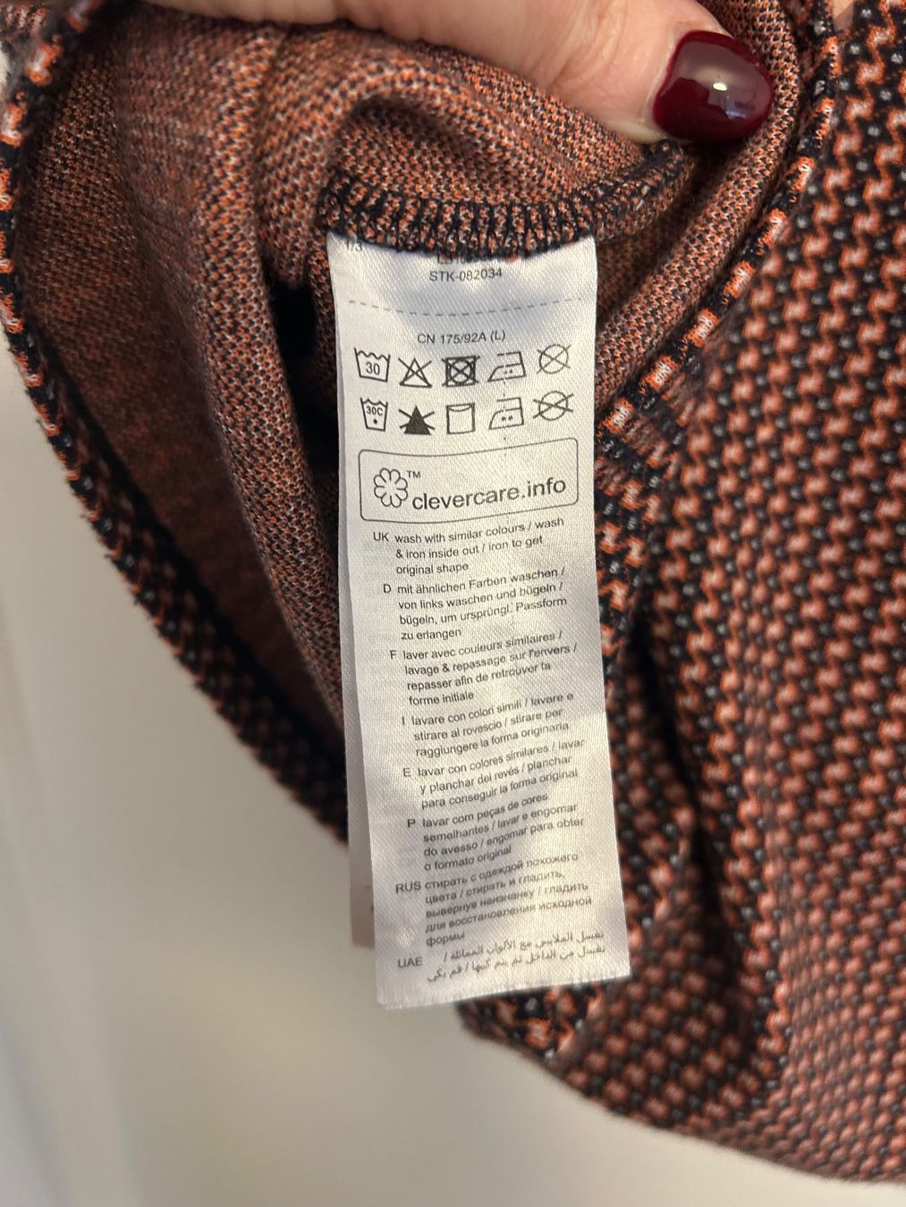 Esprit Maglioni & Felpe: ESPRIT Kurzarm-Pullover: Gr. L, mehrfarbig (rot) – Usato da Basel venduto da Interstellar85 4